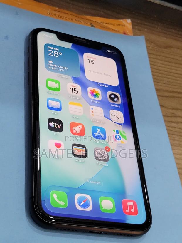 Apple iPhone 11 64 GB Black - thumbnail 4