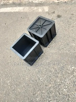 Plastic Cube Moulds