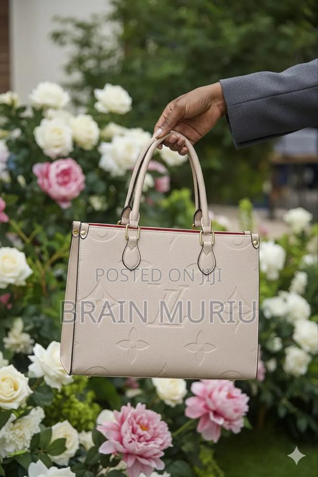 Women Hand Bag - main view