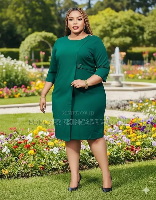 Unique Dresses - thumbnail 4