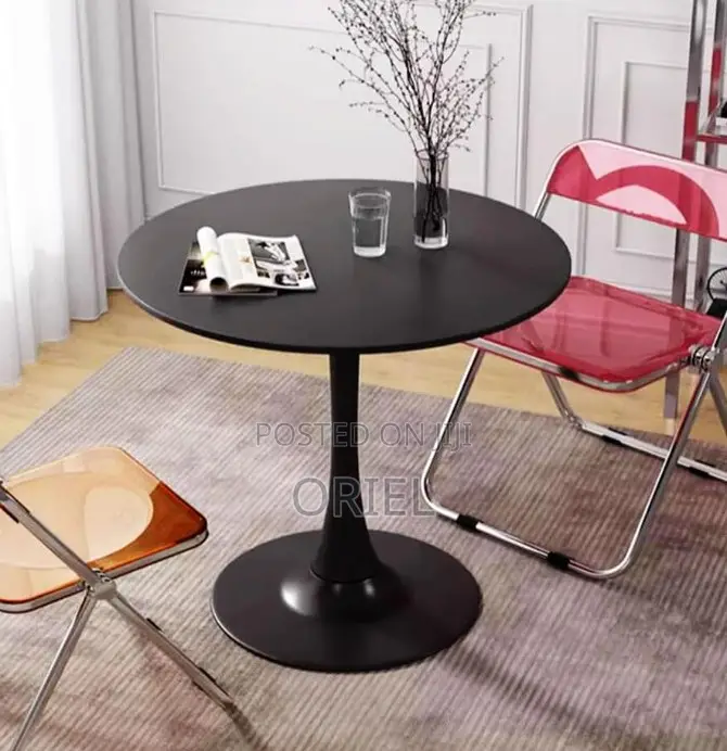 Dining Tables; Modern Farmhouse Round Dining Table
