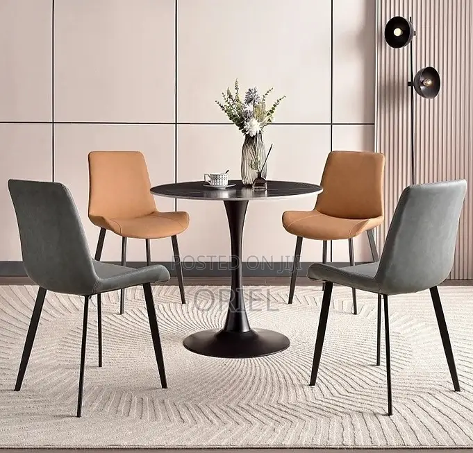 Dining Tables; Modern Farmhouse Round Dining Table