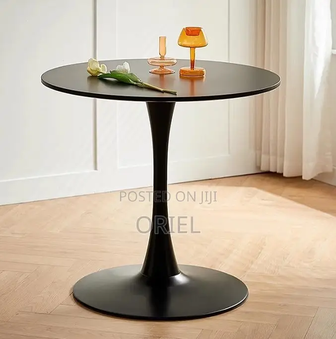 Dining Tables; Modern Farmhouse Round Dining Table