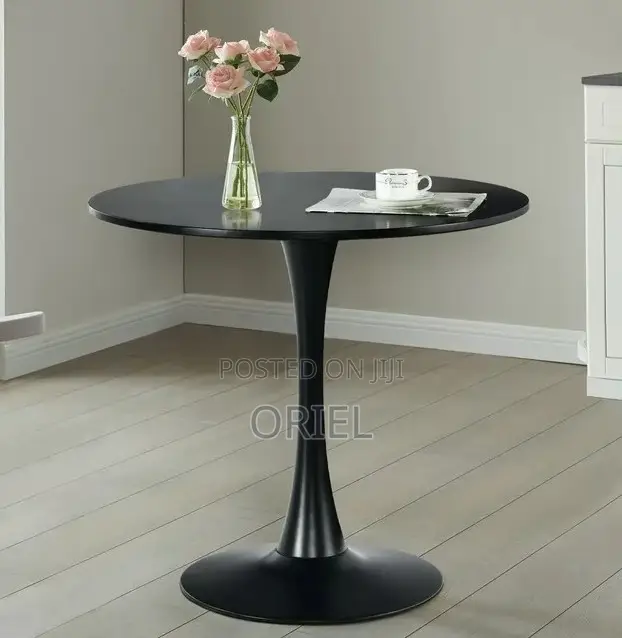 Dining Tables; Modern Farmhouse Round Dining Table