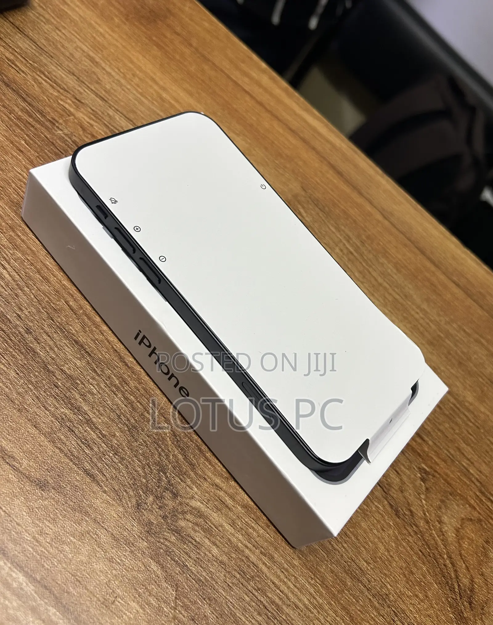 New Apple iPhone 12 128 GB Gray