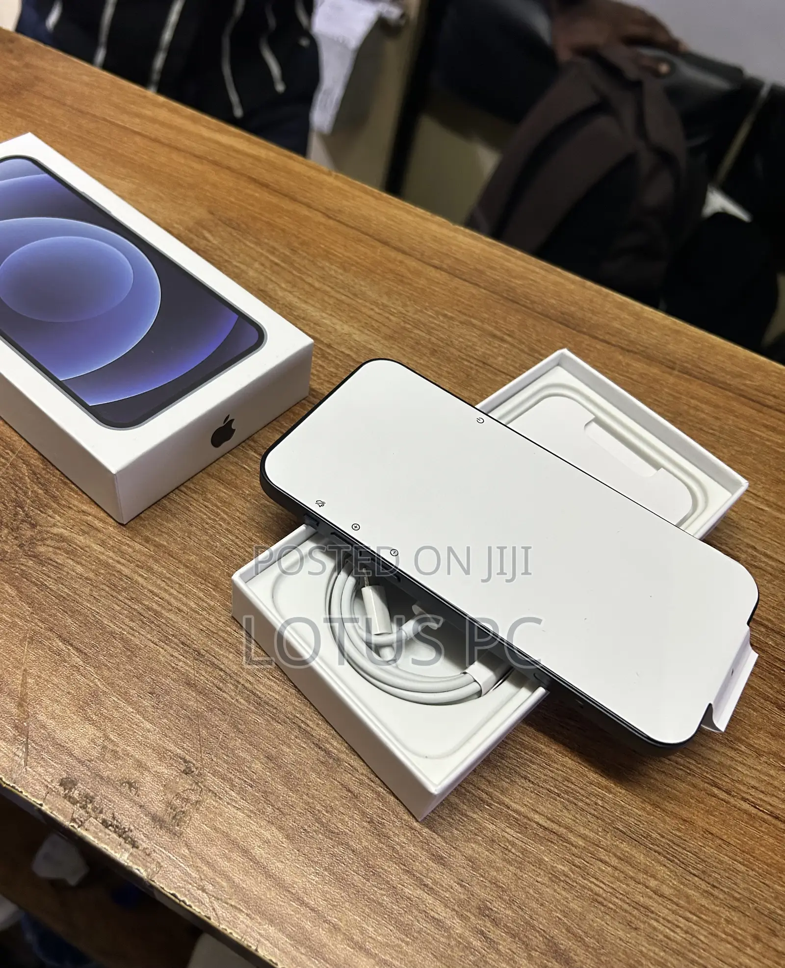 New Apple iPhone 12 128 GB Gray