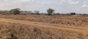 50 by 100 Plot Close to Thika Super Highway | Owner Selling