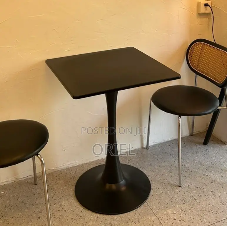 Dining Tables; Classic 1950s Style Dining Table