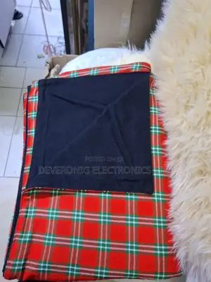 Maasai Shuka With Fleece Blanket