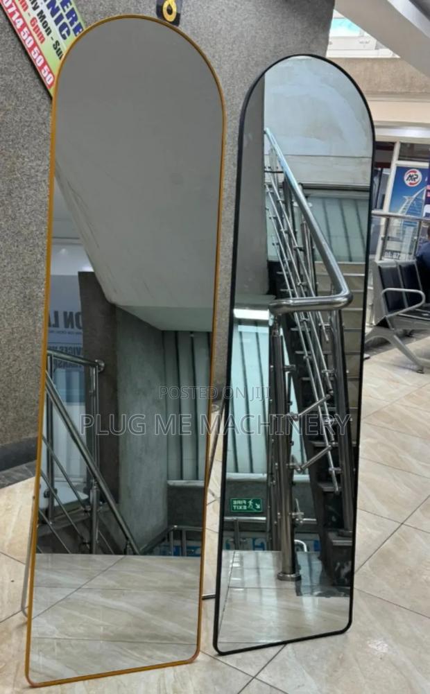 889-2
157cm*47cm *7cm
Arched Executive Full Length Dressing Mirror