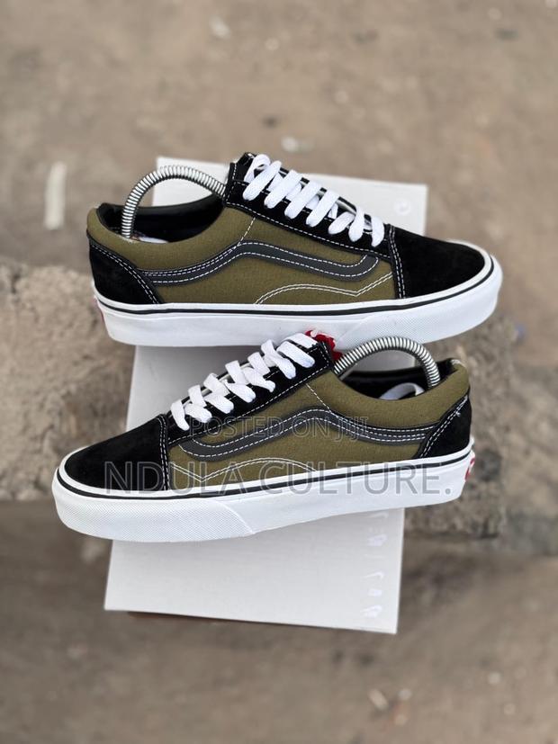 Vans Canvas Suede Toe - main view