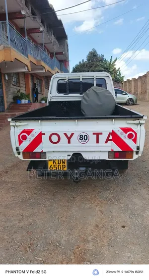 Toyota Land Cruiser 79 Series 2008 Off white