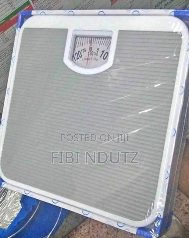 Bathroom Scale/Analogue Bathroom Scale - main view