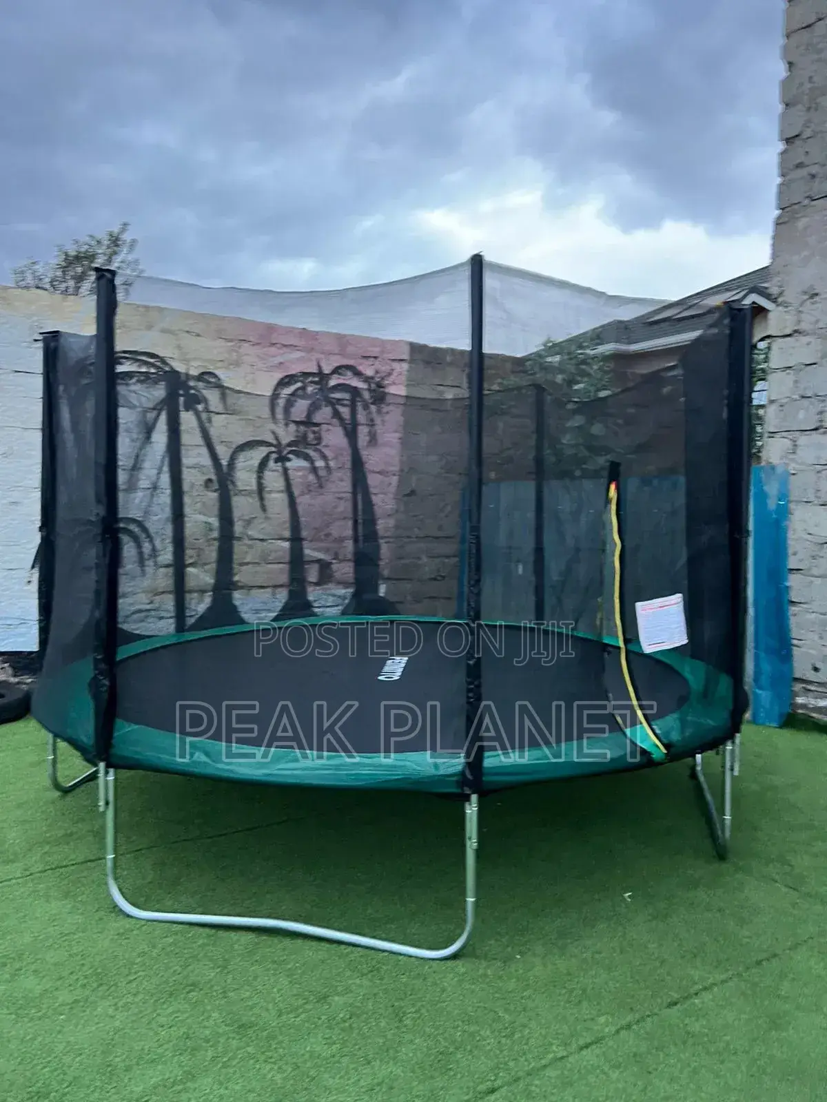 Strong Steel Frame Trampoline