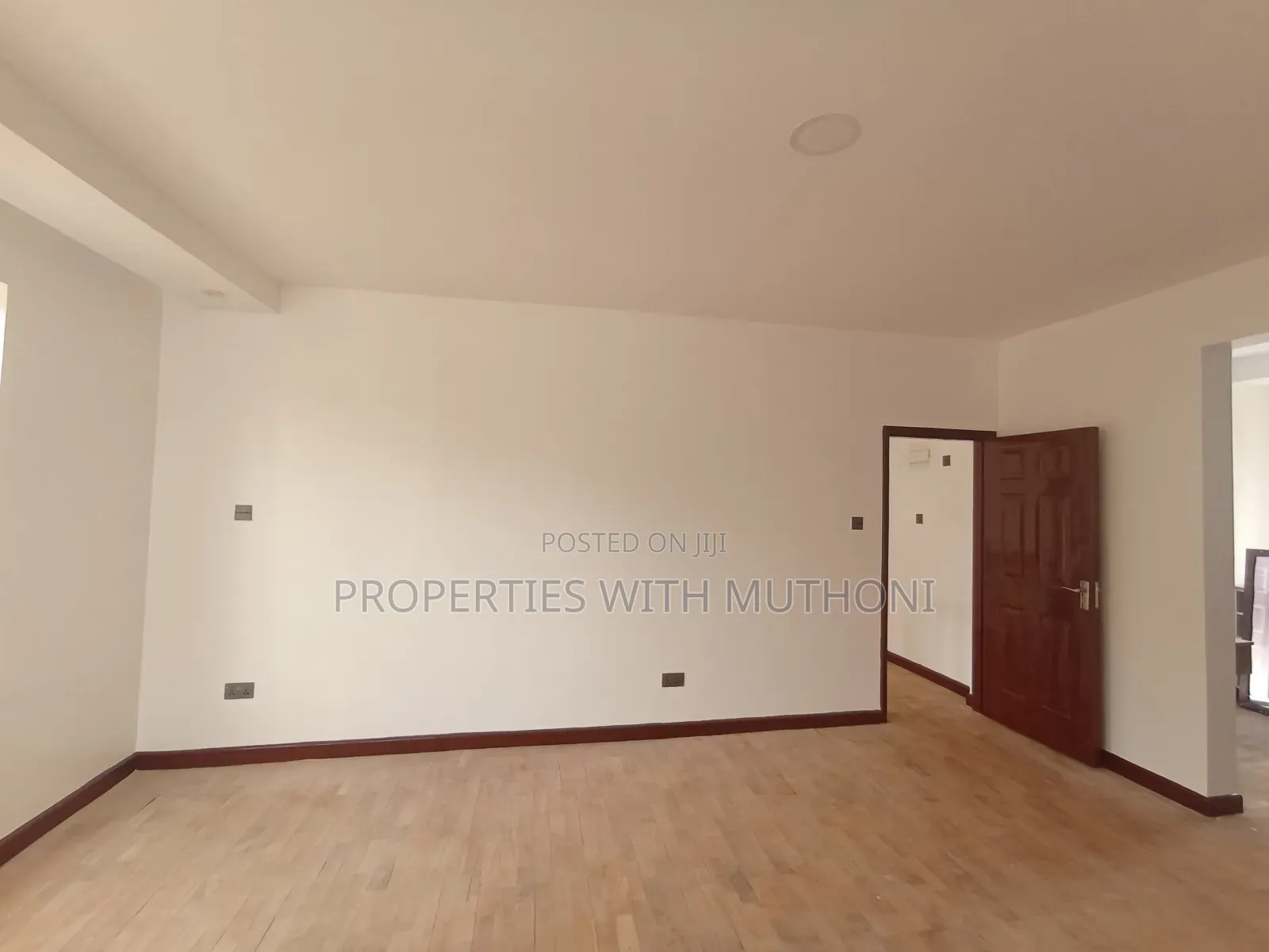 4bdrm Maisonette in Kibiku for sale
