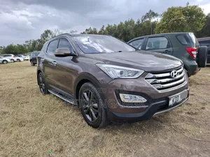 Hyundai Santa Fe 2014 Gray