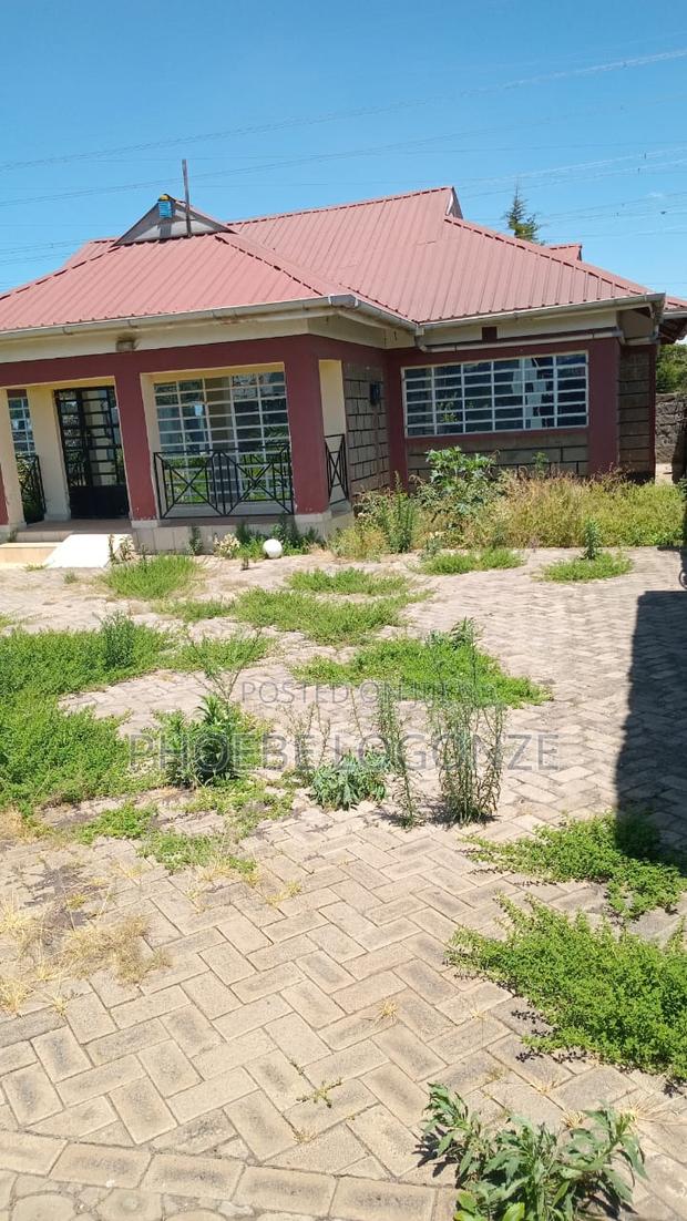 3bdrm House in Verovian, Ngata for sale