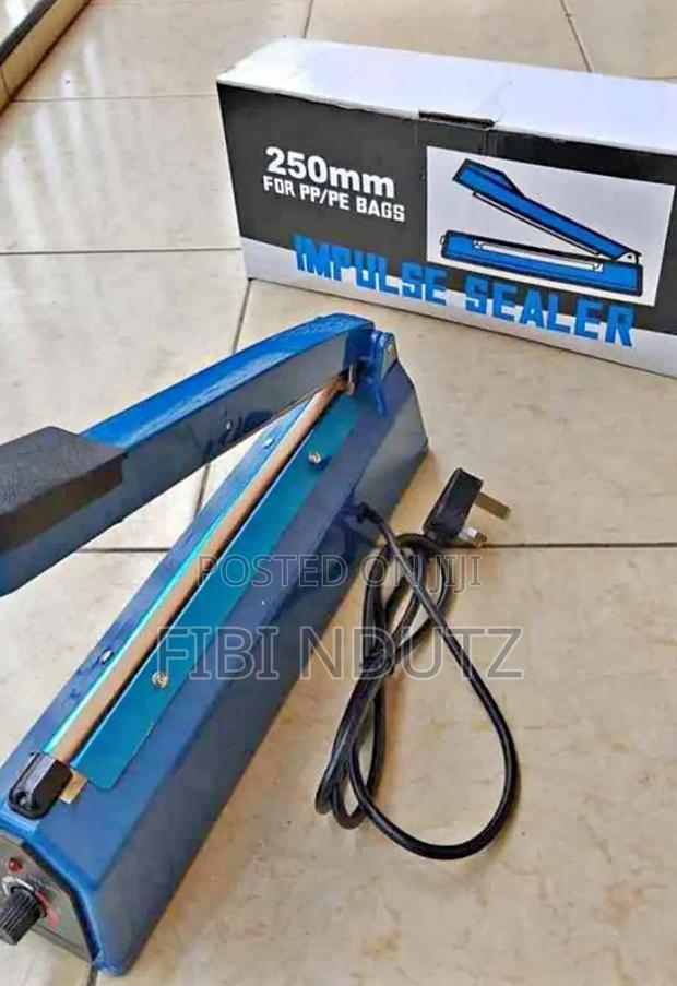 The Impulse Sealer/Paper Sealing Machine - main view