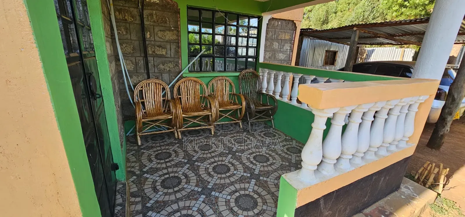 2bdrm Bungalow in Outspan, Racecourse for sale
