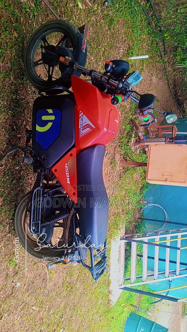 New Motorcycle 2025 Red - main view