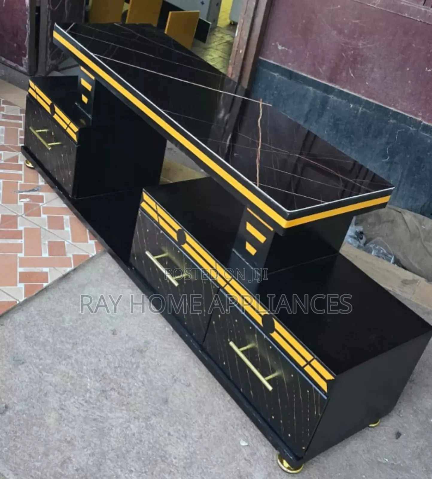 Executive 5 FTS Black/White and Gold With Marble Top Tv Stand