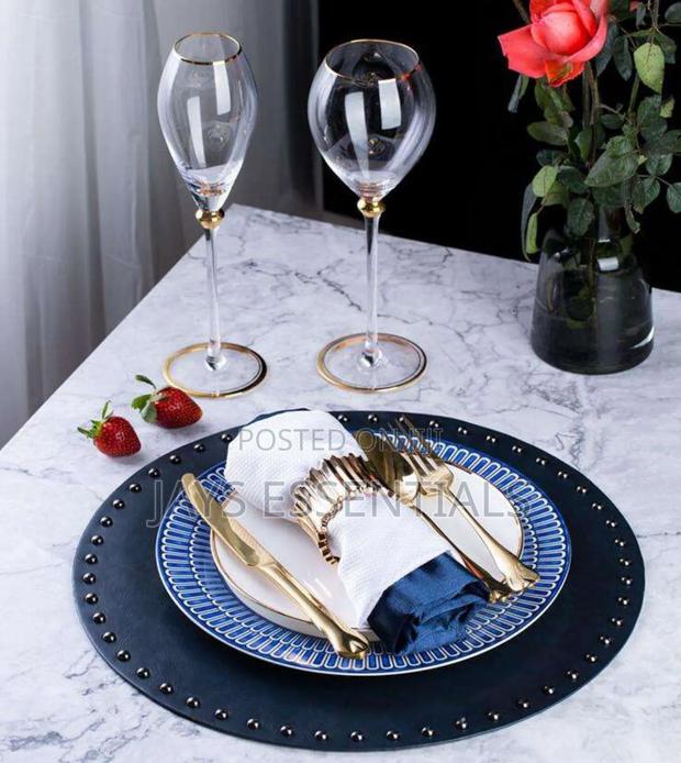 6pcs Long Gold Rim Wine Glasses - thumbnail 7