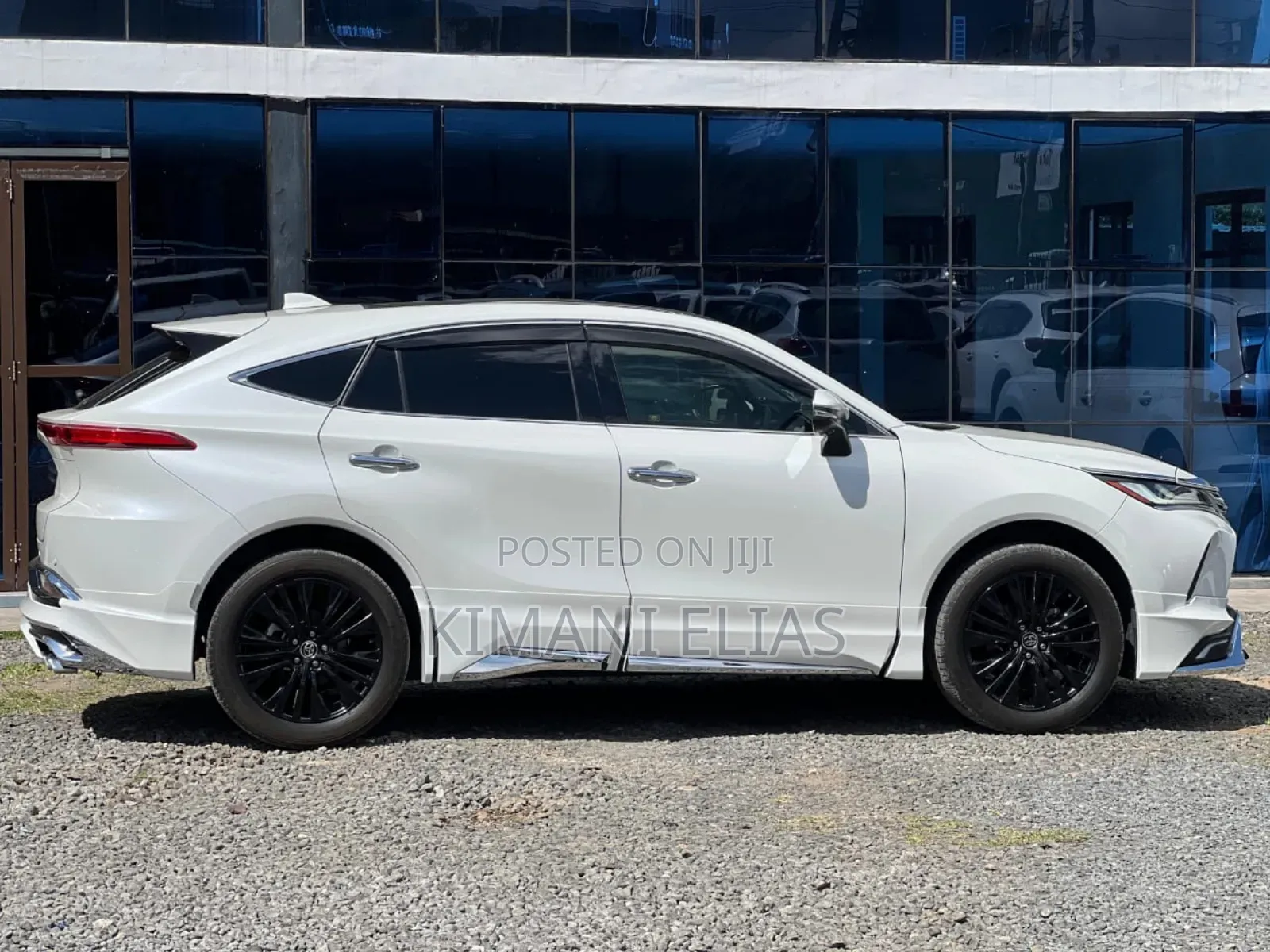 Toyota Harrier 2.0 2020 White