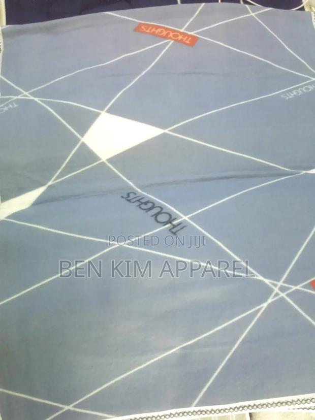 Electric Heated Blankets 70cms by 150cms Dark Blue With White Stripes - thumbnail 5