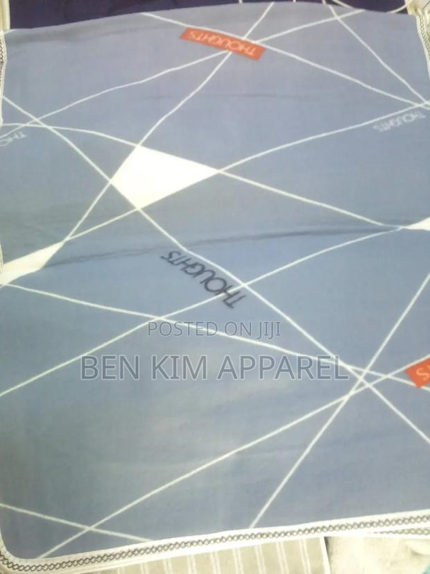 Electric Heated Blankets 70cms by 150cms Dark Blue With White Stripes - thumbnail 6