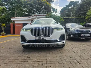 BMW 7 Series 2019 White