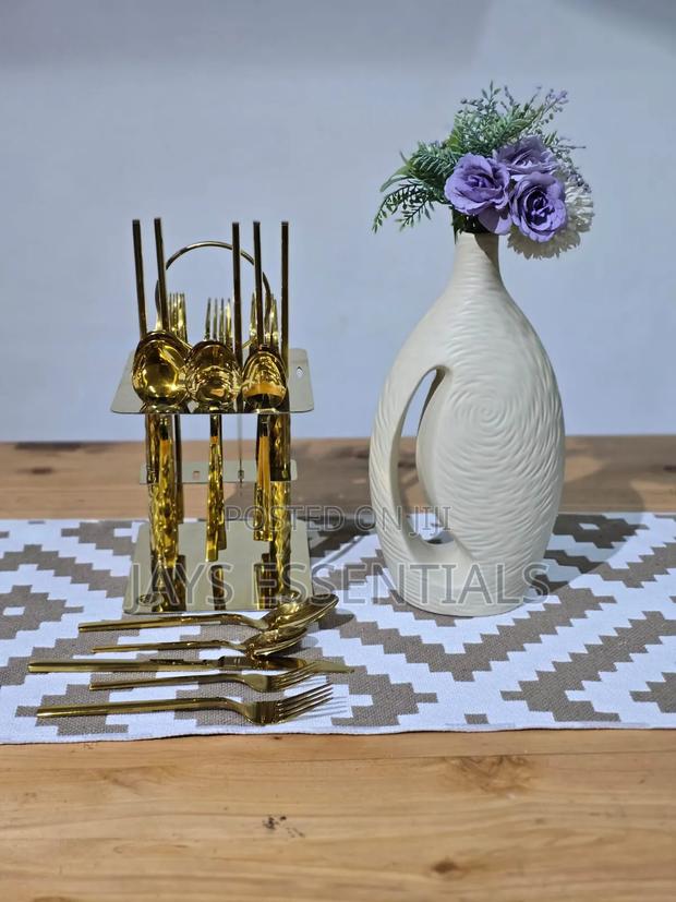 30pcs Premium Gold Cutlery Set With Stand - thumbnail 3