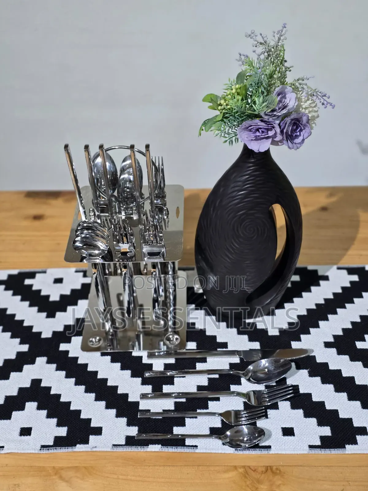 30pcs Premium Silver Cutlery Set