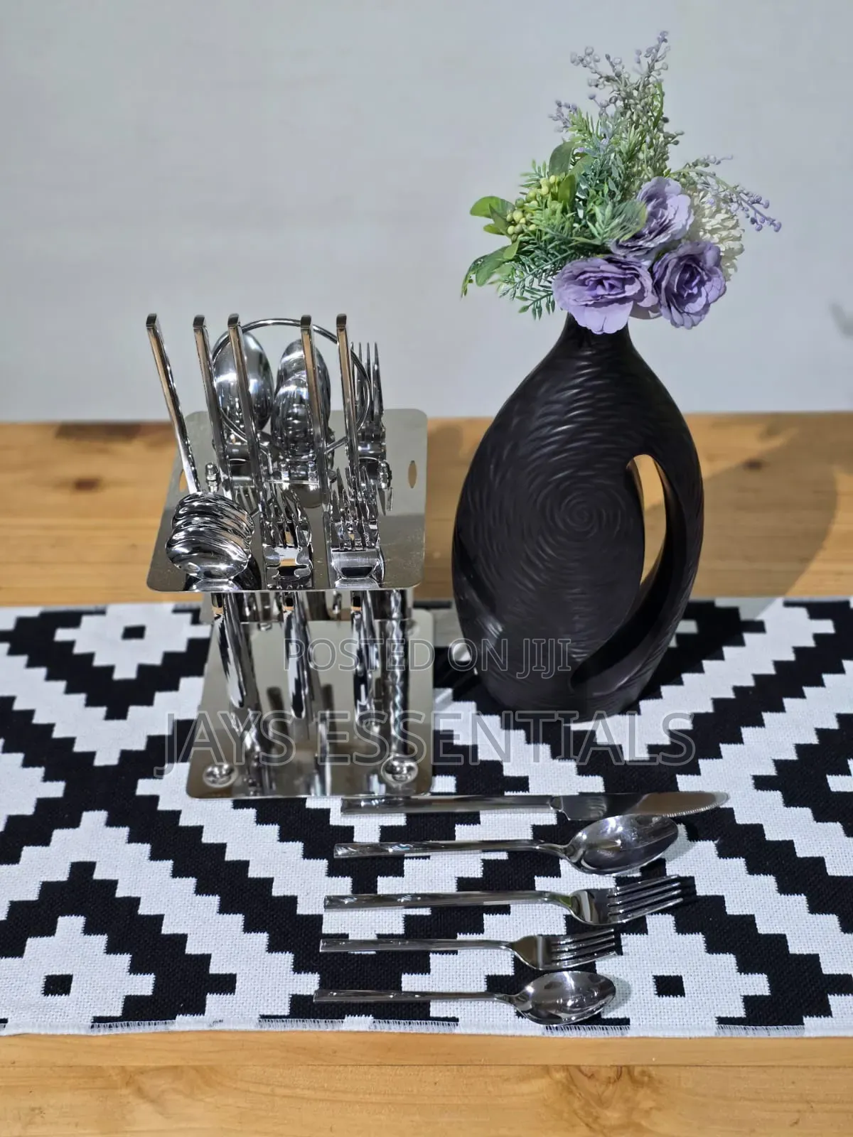 30pcs Premium Silver Cutlery Set