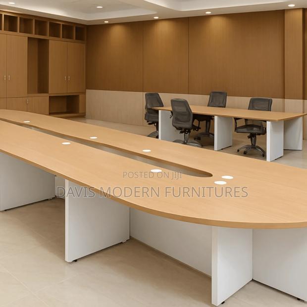 Shaped Boardroom Table - main view