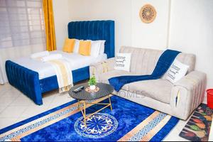 Hot Airbnb Steals Studio in South B - main view