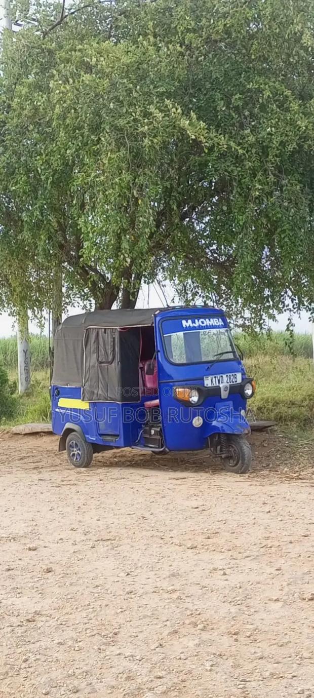 Piaggio Scooter 2023 Blue - thumbnail 3