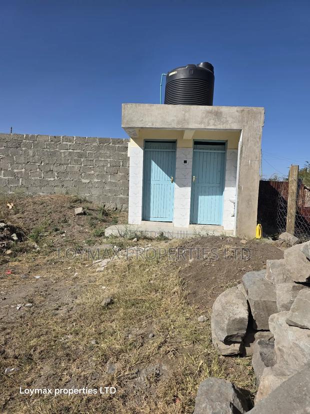 50/100 Plot With a Perimeter Wall and Latrine in Kitengela . - thumbnail 8