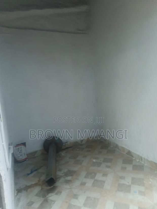 Shop Along Moi Avenue to Let KSHS 25,000 a Month