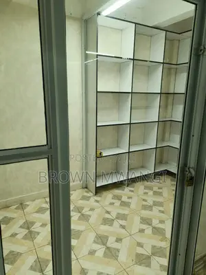 Shop Along Moi Avenue to Let KSHS 25,000 a Month