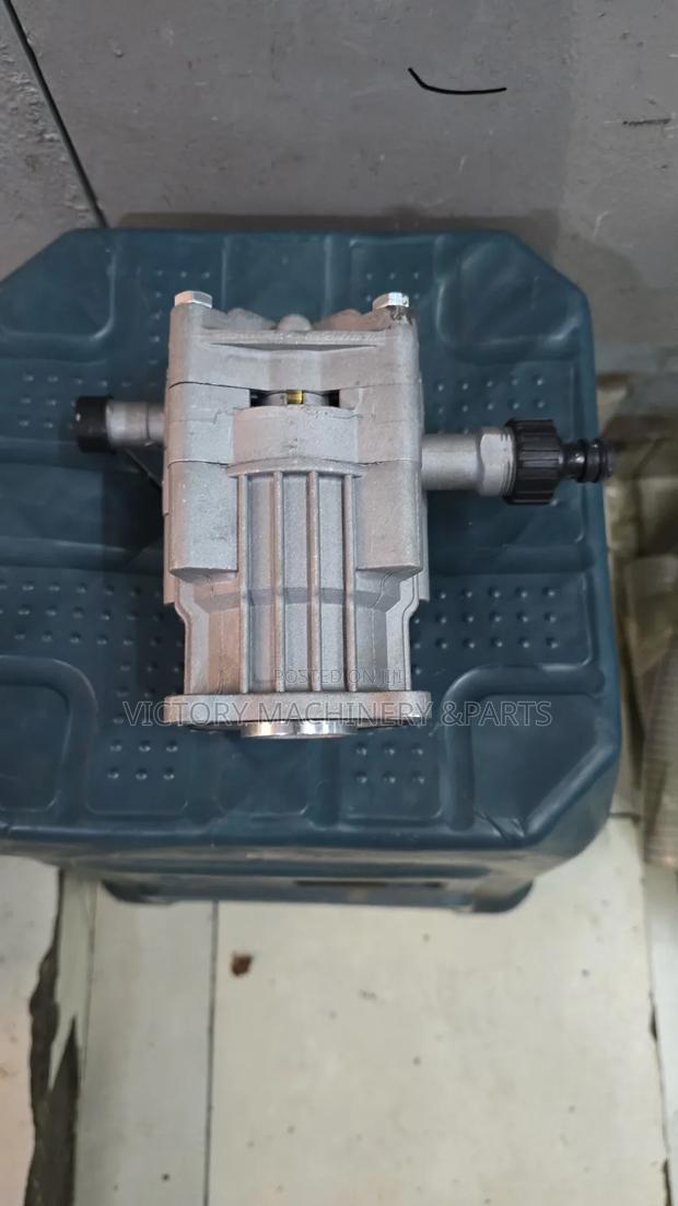 Carwash Machine Pump Head - thumbnail 4