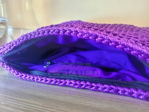 Ladies Crochet Handbags - thumbnail 4