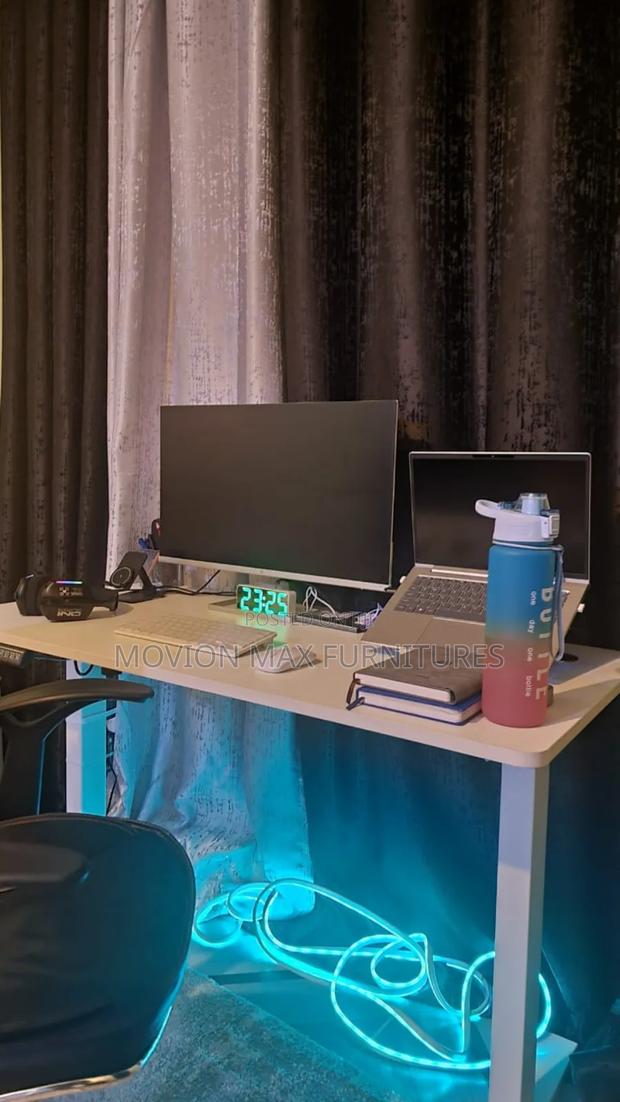 White Table Motorised Electric Desk