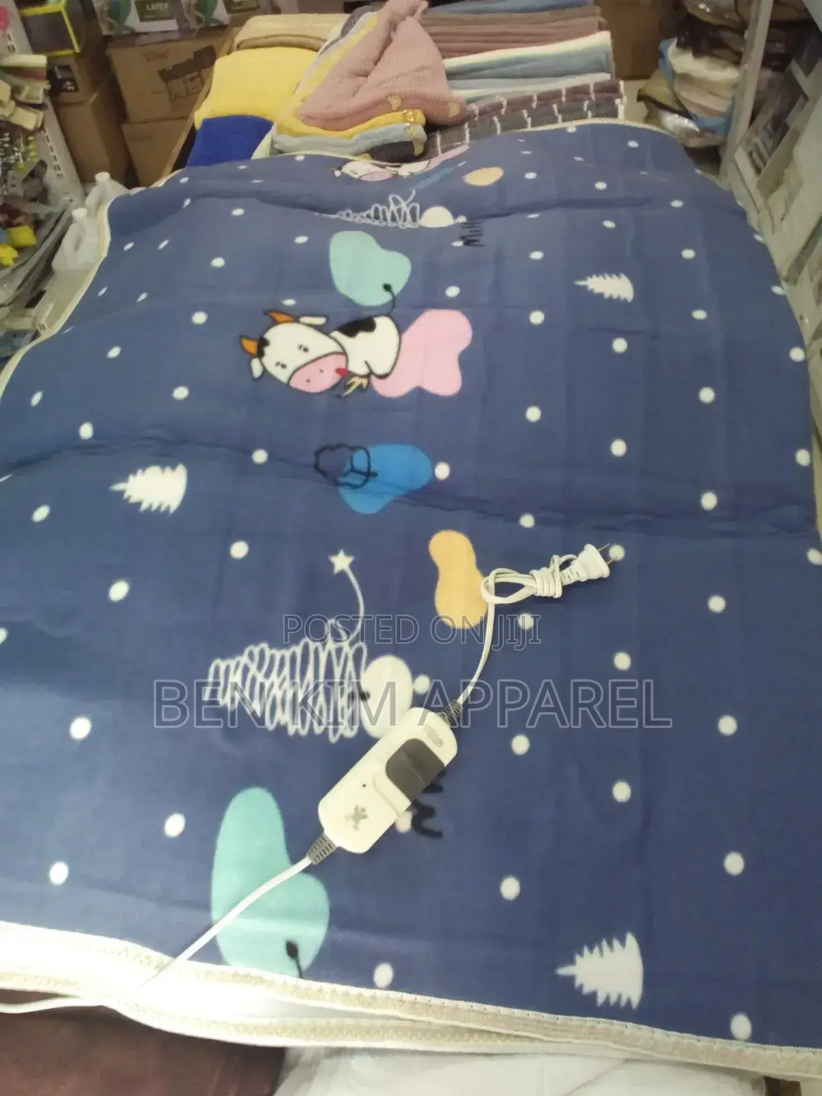 150cms by 150cms Electric Heated Blankets Multicolours