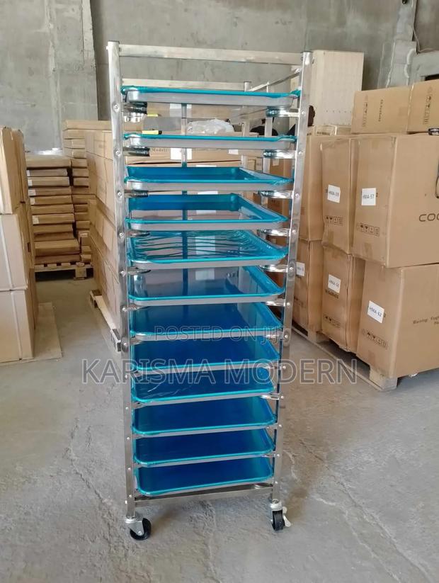 Cooling Rack With Trays - main view