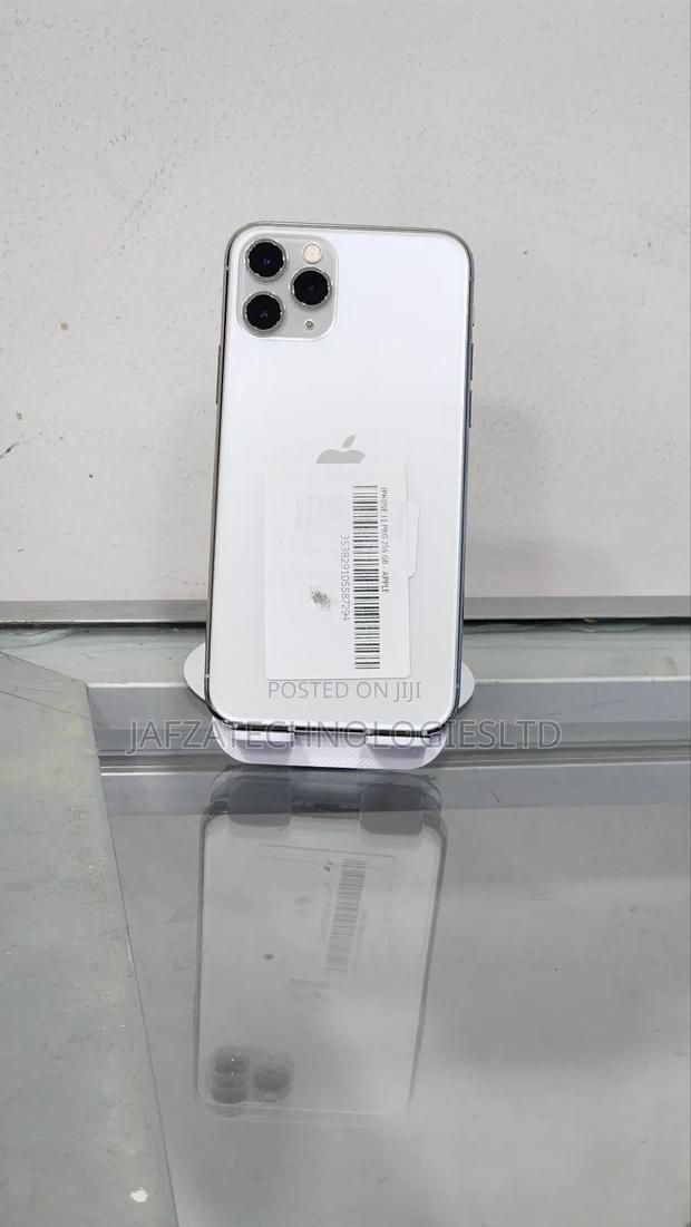 Apple iPhone 11 Pro 256 GB White - main view