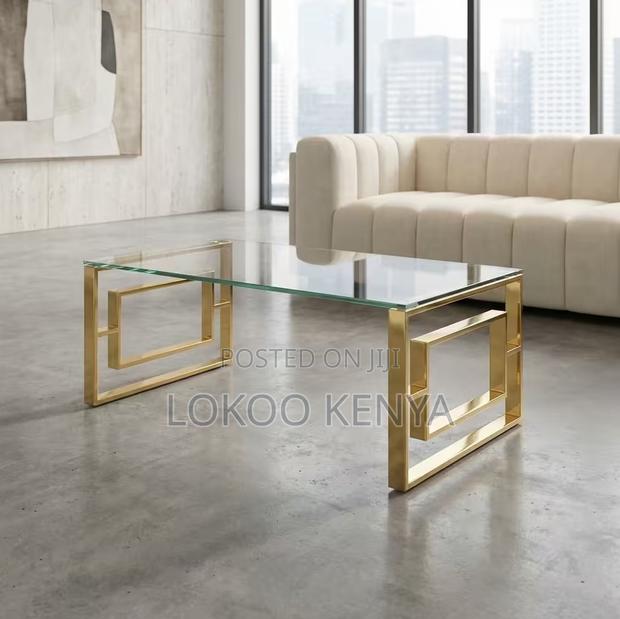 Coffee Table; Clear Glass Rectangular Modern Coffee Table - thumbnail 5
