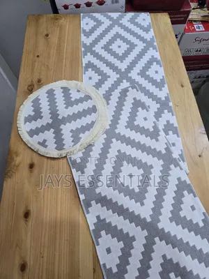6pc Geometric Table Mats Table Runner Set
