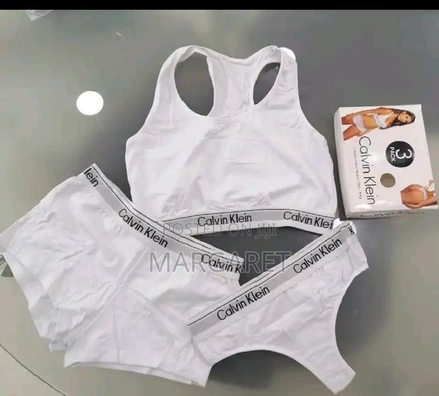 3 Piece Calvin Klein - thumbnail 2