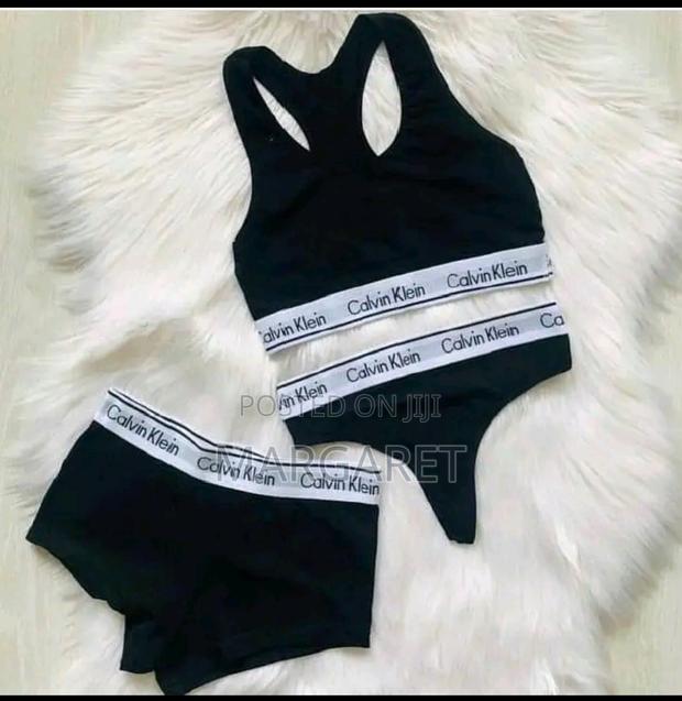 3 Piece Calvin Klein - thumbnail 3