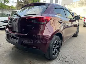 Mazda 2 2020 Red